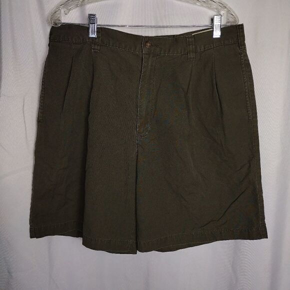 Eddie Bauer shorts  - Picture 1 of 4